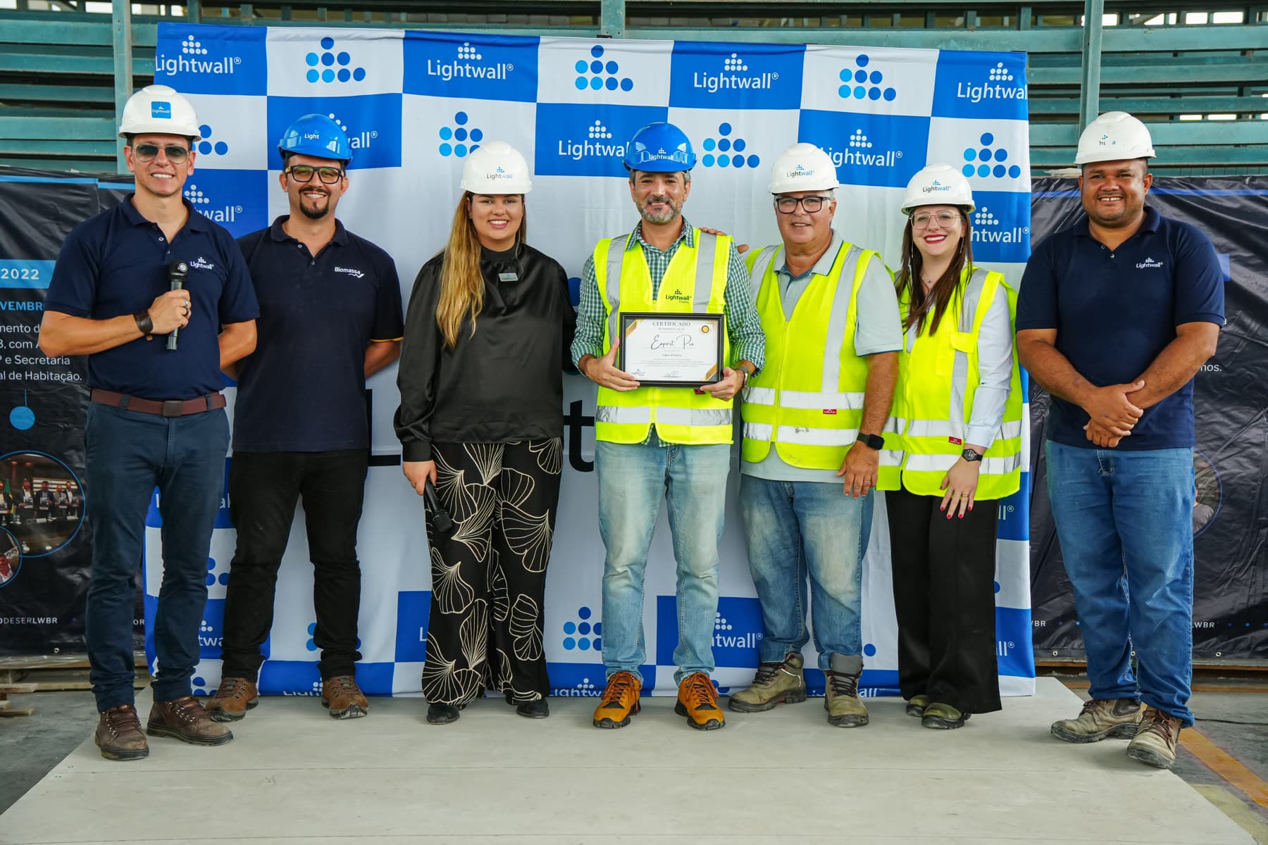 Equipe em evento de habilitação Lightwall